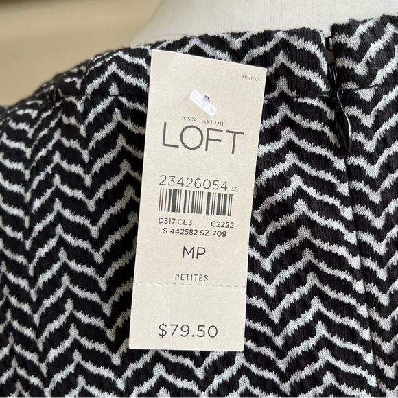 •LOFT• NWT Black/White Chevron Shift Dress - Size Medium Petite - Picture 7 of 9